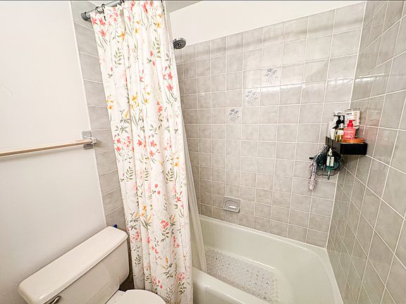 5th image of 1724 2nd Ave APT 4C