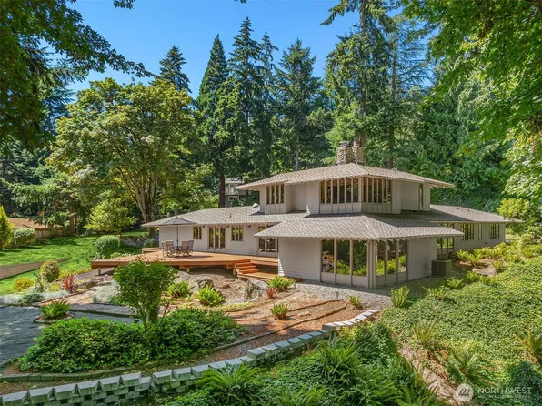 6815 E Mercer Way, Mercer Island, WA 98040