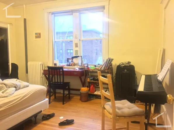 336 Saint Paul St #4, Brookline, MA 02446