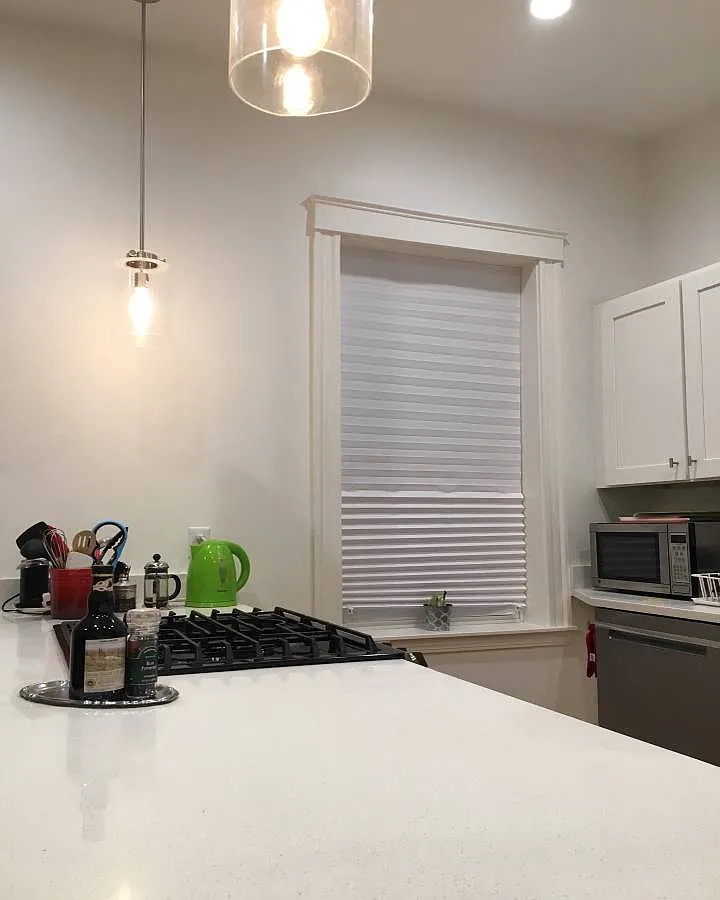 2 bed, 920 sqft, $1,695 — Photo 3