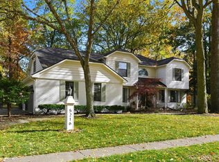 5216 Wood Manor Run, Fort Wayne, IN 46835