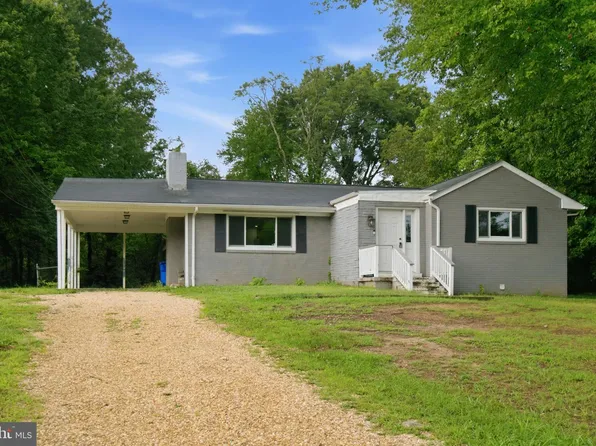5281 Red Hill Dr, Indian Head, MD 20640