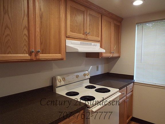 3rd image of 340 Kentucky St APT A