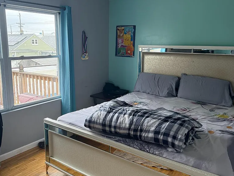 17 Spruce St #2 — Photo 3