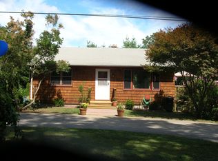 9 Dixon St, South Kingstown, RI 02879