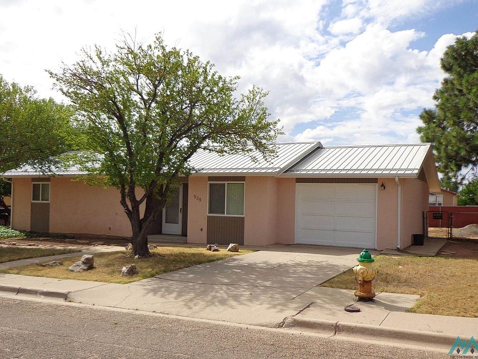 1st image of 535 Vegas Dr