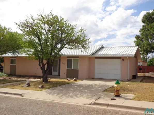 535 Vegas Dr, Las Vegas, NM 87701