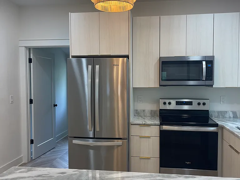 919 E Patterson St — Photo 10