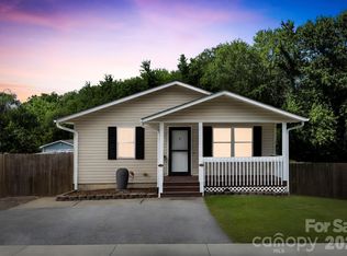 51 Kay Thomas Dr, Hendersonville, NC 28792