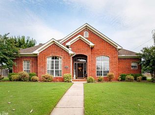 5100 April Dr, Conway, AR 72034