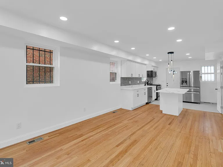 518 Oglethorpe St NE — Photo 20