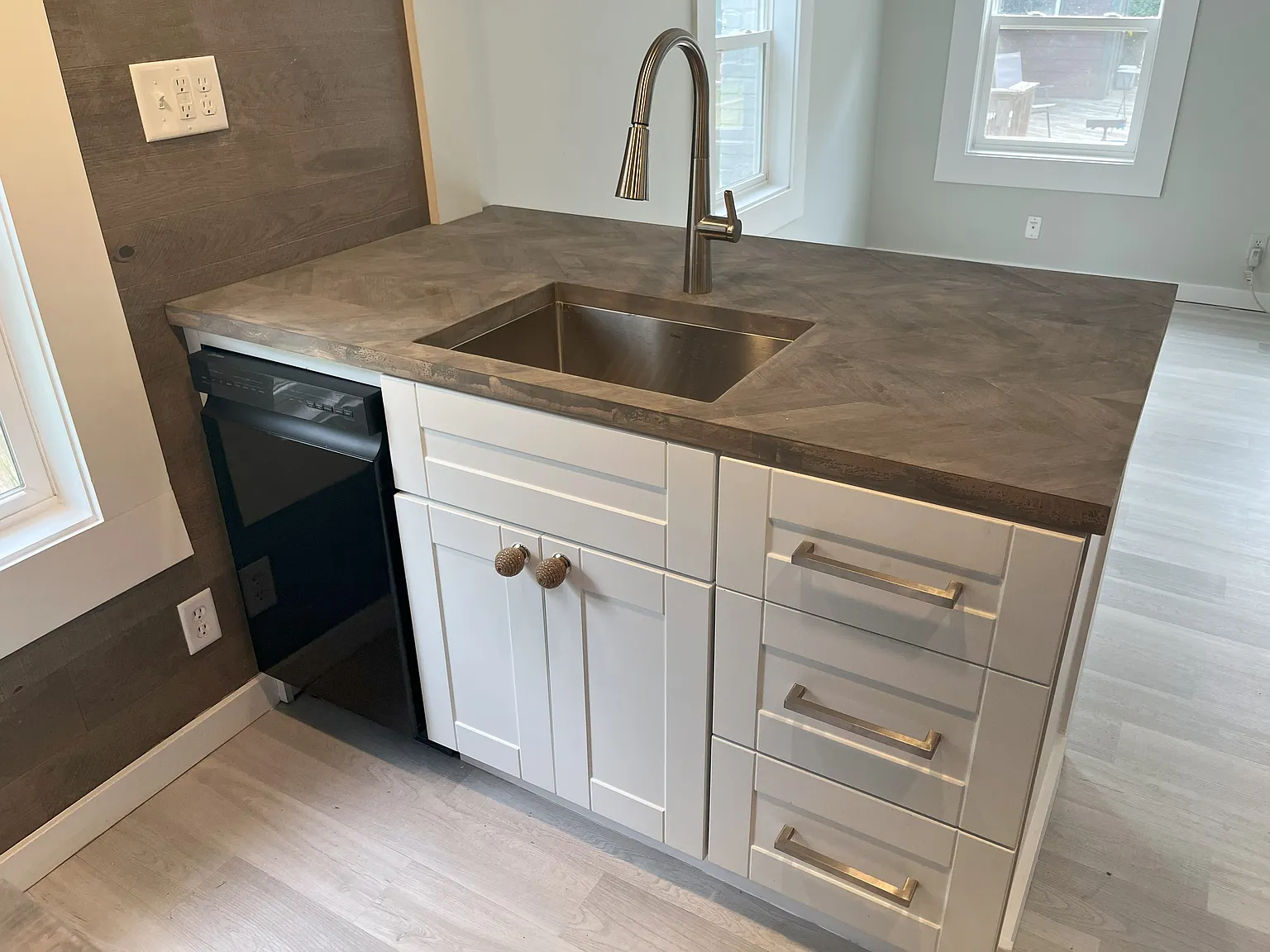 Studio, 350 sqft, $1,700 — Photo 4