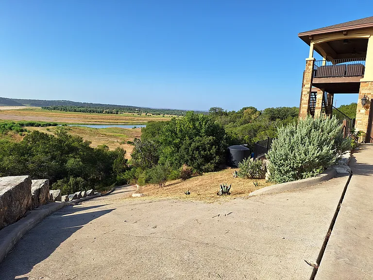 1690 Hickory Creek Rd — Photo 34
