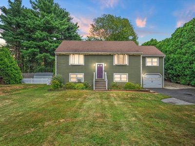 3 Cottage Ln, Amesbury, MA, 01913