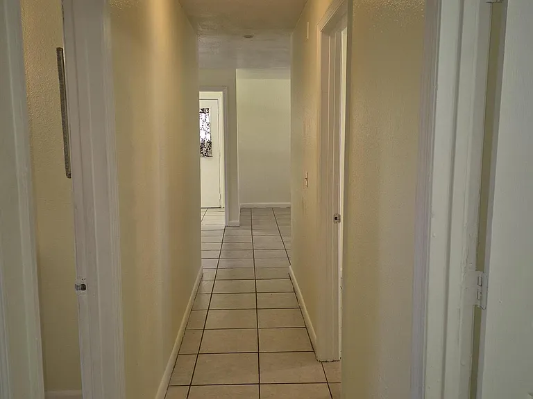 819 Cedar Dr — Photo 9