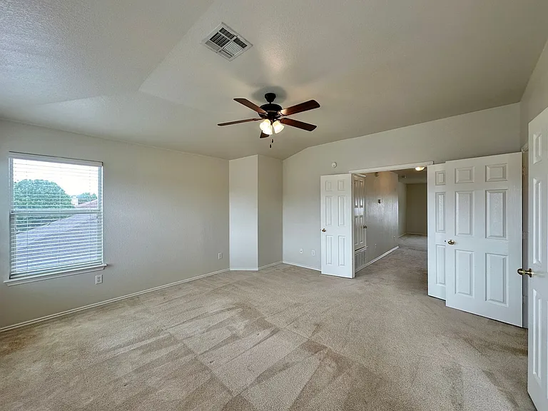 1806 Lobrecht Ct — Photo 21