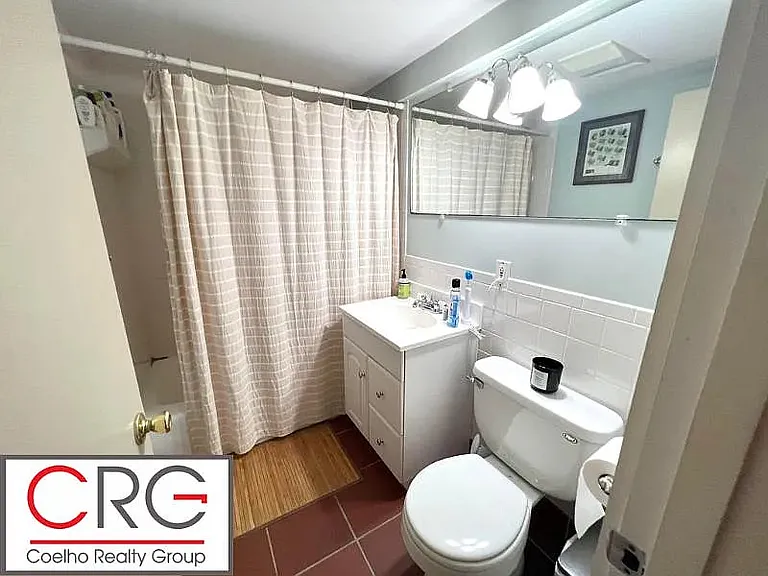 238 Columbia St #1 — Photo 22