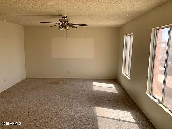 2nd image of 784 W Calle Tuberia