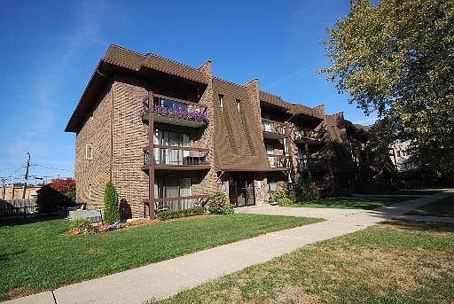 1st image of 10432 S Keating Ave APT A4