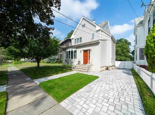 174 Carmita Ave, Rutherford, NJ 07070