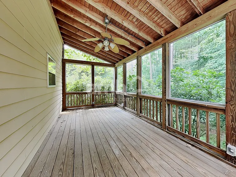 9413 Philbeck Ln — Photo 24