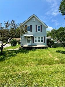 363 Oberlin Rd, Elyria, OH, 44035