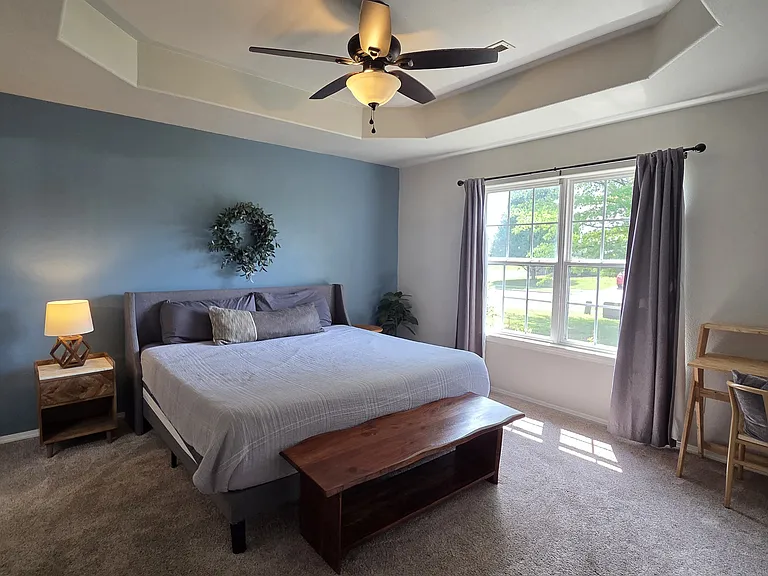 907 SW River Rock St — Photo 13