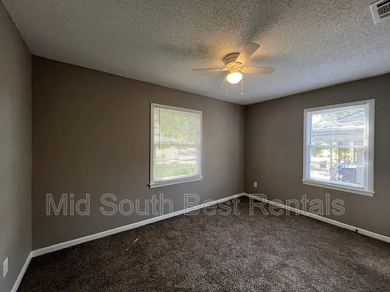 1416 Abernathy Rd — Photo 5