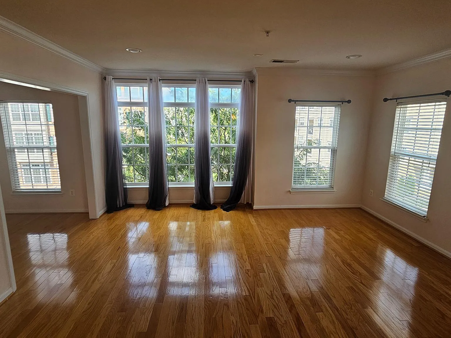 Residences At Brambleton — Photo 4