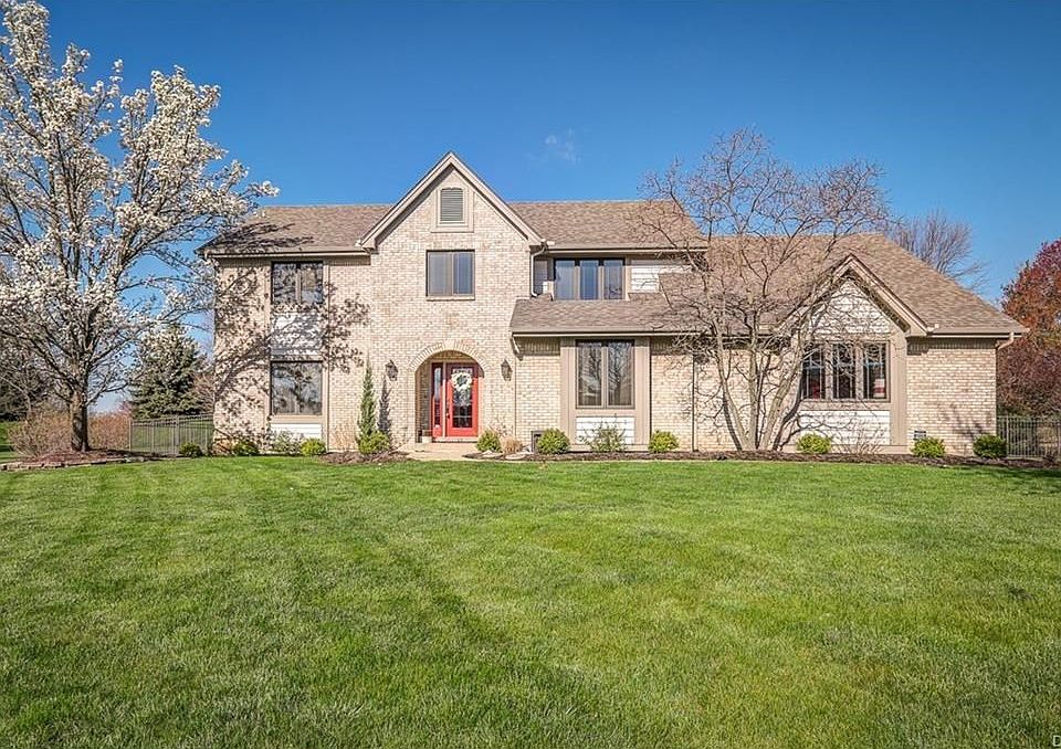 1st image of 221 Babington Ct
