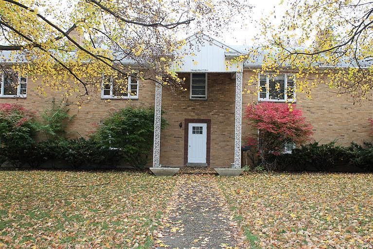 1st image of 2905 Grand Avenue #4