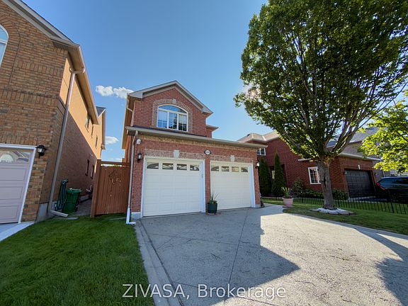 3rd image of 3103 Baytree Ct W