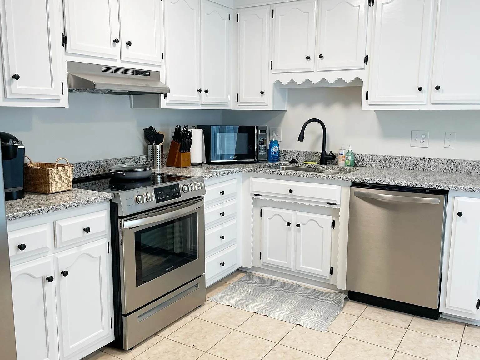 2 bed, 1464 sqft, $4,150 — Photo 4