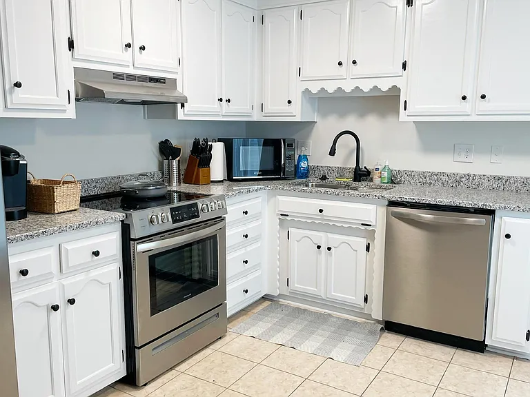 449 Autumnwood Dr SW — Photo 4