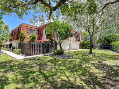 2212 White Pine Circle #C, Greenacres, FL, 33415