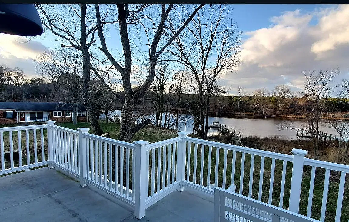 2 bed, 1.5 bath, 2300 sqft, $2,600 — Photo 4