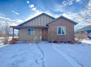 200 Farmall Ln, Manhattan, MT 59741