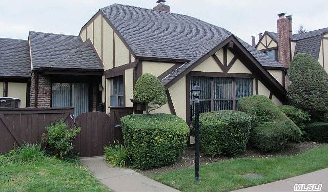 1st image of 47 Summerfield Ct