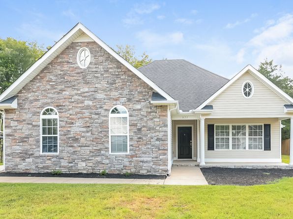 832 Hammersmith Dr, Smyrna, TN 37167 – 3-bedroom rental in Smyrna
