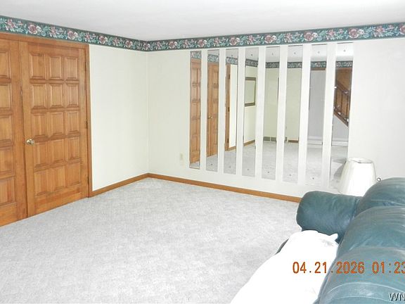 5th image of 62 Deerchase Rd