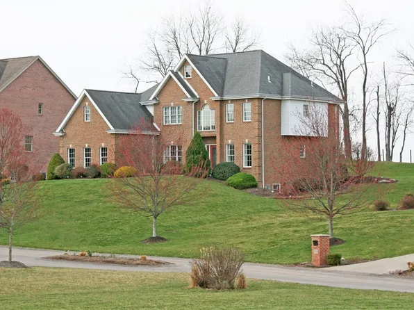 411 Longleaf Dr, Venetia, PA 15367