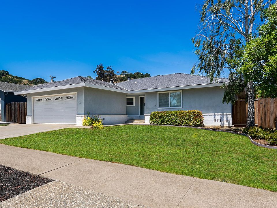 1st image of 315 Heidi Dr