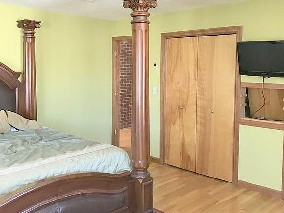 4th image of 125 Federal Ave #2B