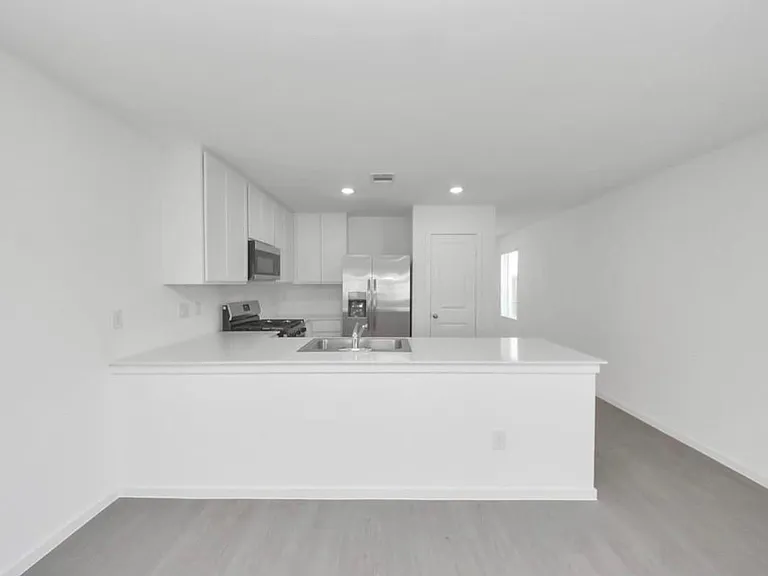 1031 Garnet Rain Cir — Photo 5