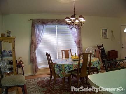 5th image of 629 Imperial Dr