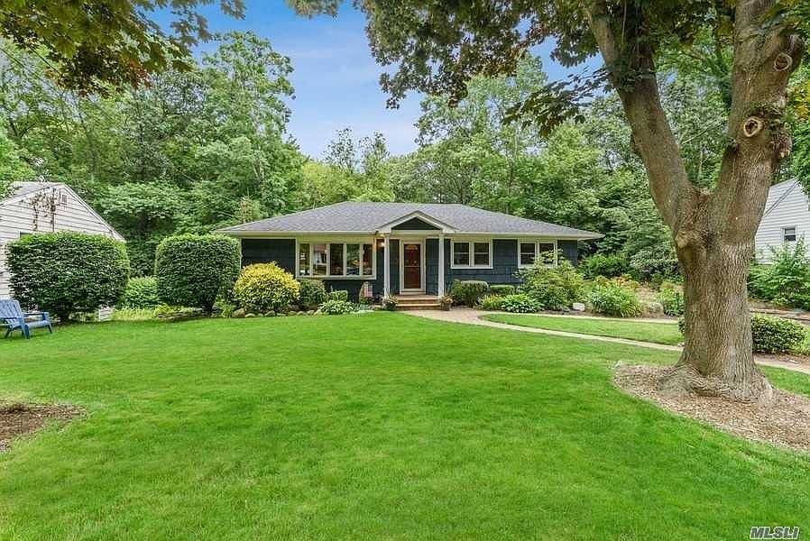 1st image of 5 Southwood Dr