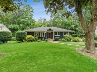 5 Southwood Dr, Miller Place, NY 11764