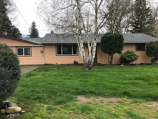1429 SE Cherry Ln — Photo 1