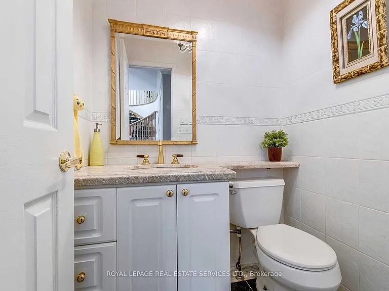 1447 Clearview Dr — Photo 16