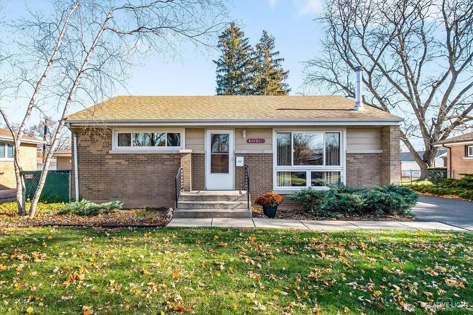 1131 Hiawatha Dr photo 1